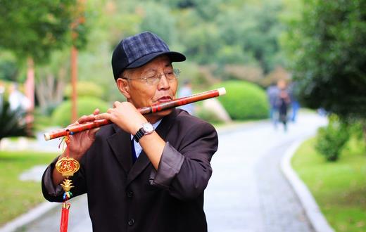 老人有乐有为 才能健康又长寿