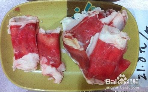 怎样鉴别假冒羊肉卷：猪肉仿冒羊肉的特征，鸭肉冒充羊肉的特征